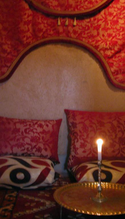 Bed and Breakfast Kasbah Iswan Kelaat-M'Gouna Zewnętrze zdjęcie